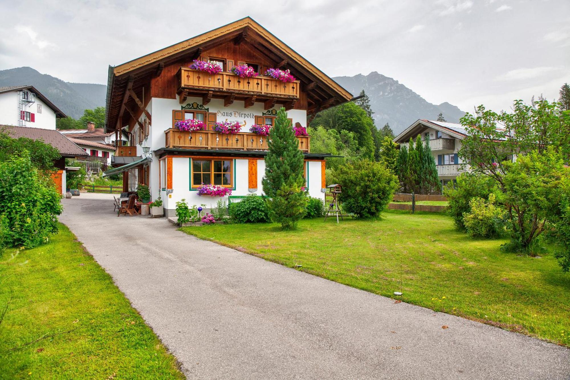 Ferienwohnung Alpspitze Грайнау Екстериор снимка