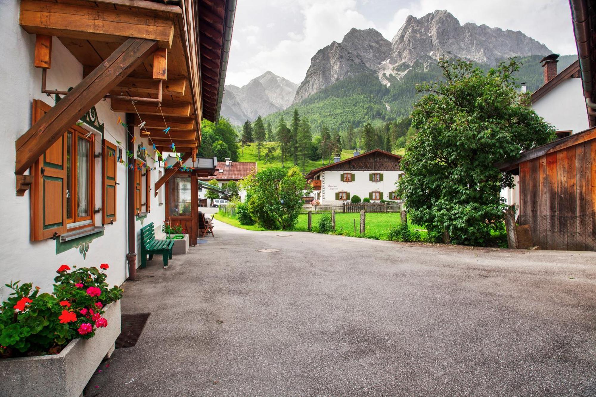 Ferienwohnung Alpspitze Грайнау Екстериор снимка
